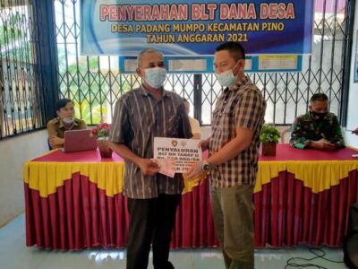 Pemdes Padang Mumpo Salurkan BLT DD Tahap Kedua