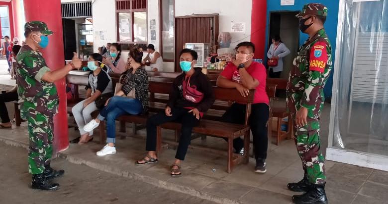 Babinsa Sosialisasi Prokes di Bus, Dandim 1201: Tempat Rawan Penularan Covid-19 Harus Sering-Sering Disosialisasikan Prokes