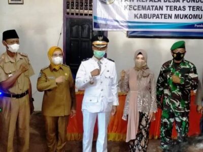 Wabup Wasri Lantik PAW Kades Pondok Kopi