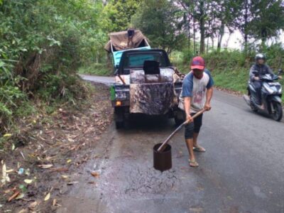 Proyek Pemeliharaan Jalan PUPR Provinsi Bengkulu Terindikasi Tak Sesuai Spesifikasi