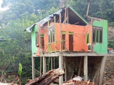 Korban Pohon Tumbang di Jalan Liku Sembilan Belum Tersentuh Bantuan