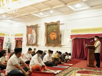 Salat Idul Adha dengan Staf, Gubernur Rohidin Ingatkan Tauladan Nabi Ibrahim AS