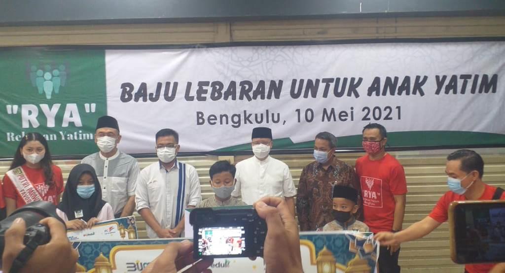Peduli dan Berbagi, RYA Bengkulu Bersama JMSI Salurkan Paket Belajar untuk Anak Yatim