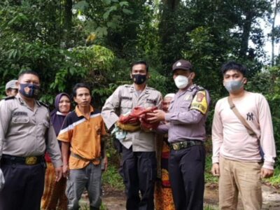 Niat Cari Bunga Rafflesia Dua Warga Kepahiang Mala Ketemu Bayi
