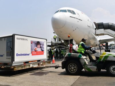 Lima Juta Vaksin Tiba di Tanah Air, Indonesia Telah Amankan Lebih 200 Juta Dosis Vaksin