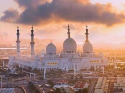 Kemenag Buka Seleksi Imam Masjid untuk Dikirim ke Uni Emirat Arab