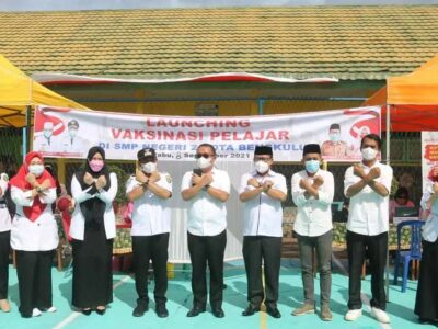 Launching Vaksinasi Pelajar, Wawali Dedy: Jangan Ragu untuk Divaksin