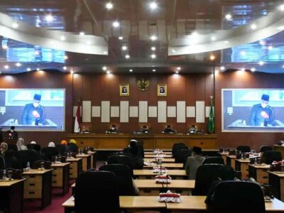 Paripurna Pandangan Umum Fraksi Atas Raperda Perubahan APBD Kota Bengkulu TA 2021