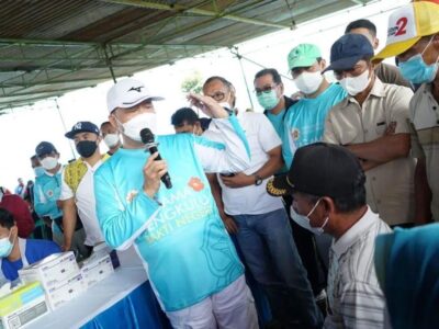 Bakti untuk Negeri, Kagama Bengkulu Gelar Vaksinasi dan Bagikan Paket Sembako