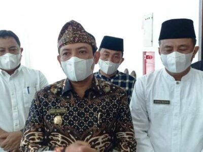 Kasus Covid-19 Terus Melandai, Warga Diminta Tetap Patuhi Prokes dan Ikut Vaksin