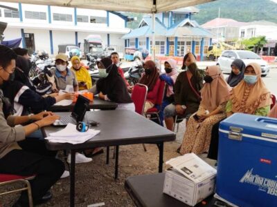 Mudahkan Masyarakat, Polres Lebong Buka Gerai Vaksin di Pos Lantas