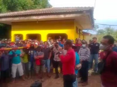 Warga Ketahun Kepung dan Tutup PT. Pamor Ganda