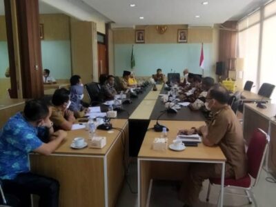 Forum Komite SMA/SMK Minta SE Gubernur Rohidin Dicabut
