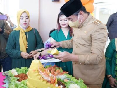 Wagub Rosjonsyah Resmikan Rumah Makan Marola
