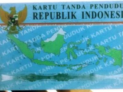 Hati-hati, Kemendagri Sebut Bahaya Foto Selfie dengan KTP Elektronik