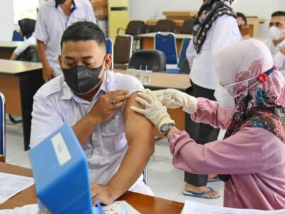 Wujudkan Pelayanan Prima, BWS Sumatra VII Bengkulu Gelar Vaksin Booster ke Pegawai