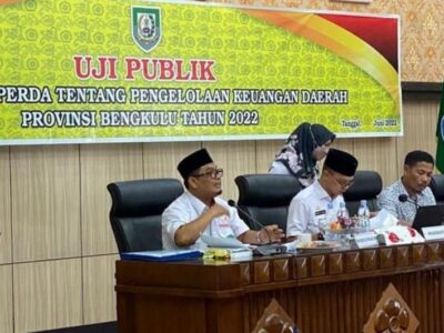 Ketua Bapemperda DPRD Provinsi Bengkulu Hadiri Uji Publik Raperda PKD