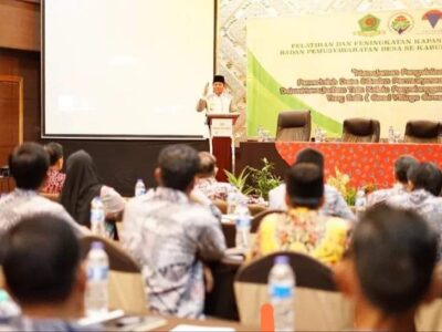 Buka Bimtek Kades dan BPD, Ini Pesan Wagub Rosjonsyah