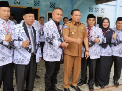 Buka Konfrensi Kerja PGRI, Bupati Erwin Minta Surat Ulu Jadi Pelajaran Mulok