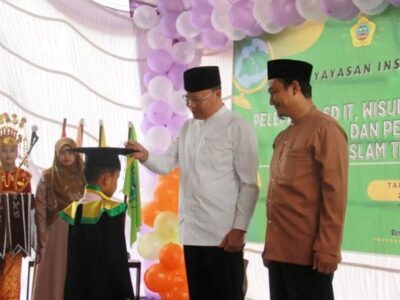 Hadiri Wisuda PAUD Ulul Albab, Gubernur Harap Hafiz Al Quran Jadi Pemimpin Masa Depan