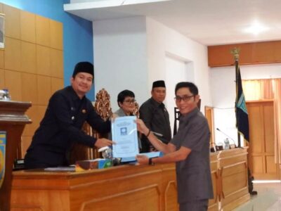 Paripurna, Tujuh Fraksi DPRD BU Setujui Raperda Pembangunan Industri