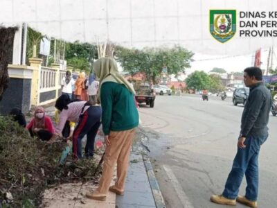 Gelar Jumat Bersih, Kadis DKP Siap Ciptakan Lingkungan Kerja yang Sehat