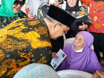 Peduli Dhu’afa, Pemprov Bengkulu Bersama Baznas Beri Bantuan