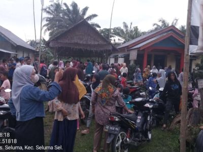 Nyatakan Izin Tambang Pasir Besi Lengkap, Wabup Seluma Dikecam Warga