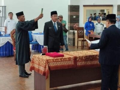 Wabup Lebong Fahrurrozi Lantik Kadis Dukcapil