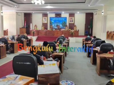 DPRD Lebong Sampaikan Pandangan Umum Atas 3 Raperda Usulan Bupati Kopli Ansori