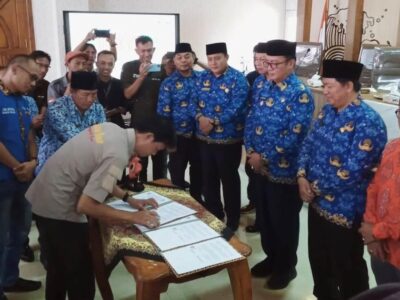 Pemkab Kaur Tandatangani MoU dengan Media Massa