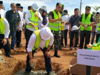 Bupati Erwin Peletakan Batu Pertama Pembangunan Gedung Perpusda