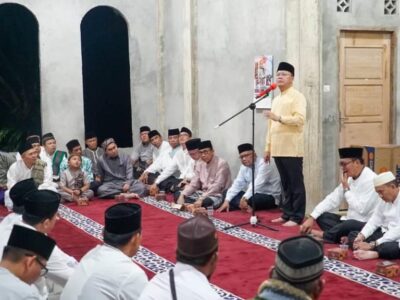 Safari Ramadan di Kaur, Gubernur Salurkan Bantuan Masjid Rp 716 Juta dan Titik Nol Jalan Senuling