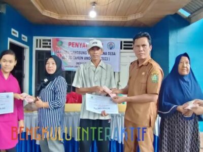 Sasar 37 KPM, Penyaluran BLT Desa Limaupit Berlangsung Penuh Haru