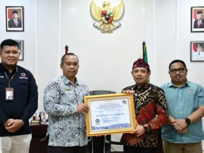 Pemkot Bengkulu Kembali Raih Penghargaan dari Ombudsman RI
