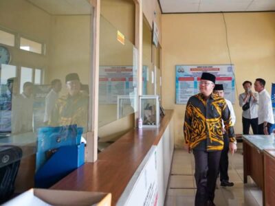 Hari Pertama Kerja, Gubernur Rohidin Sidak ke Rejang Lebong