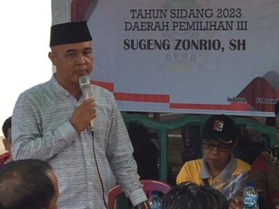 Gelar Reses, Waka I DPRD Seluma Sugeng Zunario Siap Perjuangkan Aspirasi Rakyat