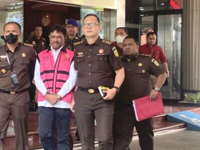 Menkominfo Johnny G Plate Ditahan Kejagung