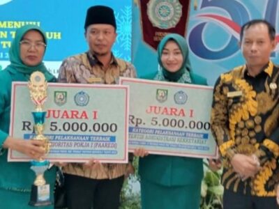 TP-PKK Kaur Boyong Tiga Piala pada Puncak Peringatan HKG PKK ke-51