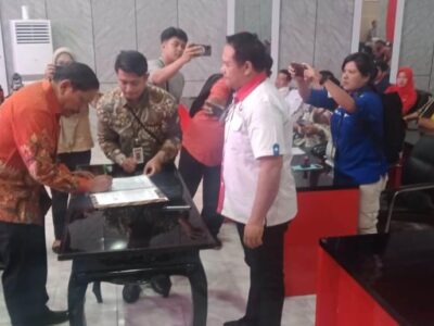 Pemda Bengkulu Utara Salurkan Bantuan Keuangan untuk 12 Partai Politik
