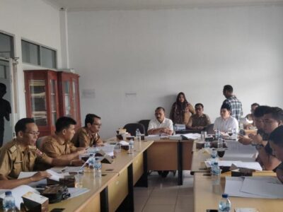 Ketua DPRD Mukomuko Minta Pansus Selesaikan Raperda LKPD Tepat Waktu