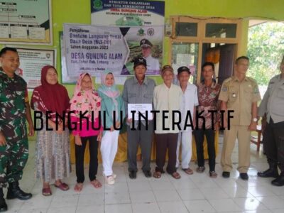 Desa Gunung  Alam Gelar Penyaluran BLT dan Titik Nol Pembangunan Jalan Lingkungan