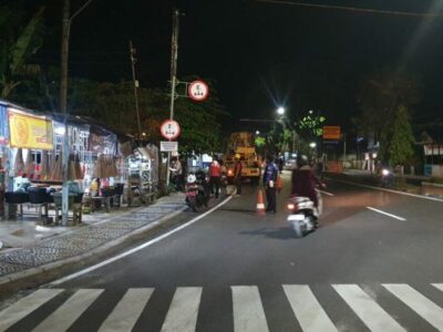 Pemkot Pasang Rambu Larangan Truk Bertonase Besar Melintas di Jalan Hibrida
