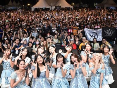 JKT48 Pecahkan Histeria Fans di Stadion GBK Jakarta