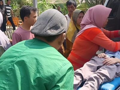 Kembali Jemput Warga Sakit, TRC Cinta BS Terus Beraksi Nyata untuk Masyarakat