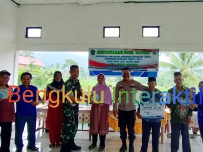 Pemdes Bukit Nibung Salurkan BLT Tahap II, Pjs Kades Sampaikan Ini