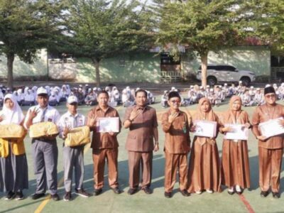 Ini Pesan Usin Usai Jadi Inspektur Upacara di SMA Muhammadiyah 4