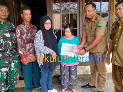 Salurkan BLT Door to Door, Pemdes Gunung Alam Diapresiasi Warga