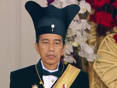 HUT RI ke-78, Presiden Jokowi Kenakan Pakaian Panglima Raja Pakubuwono Hadiningrat