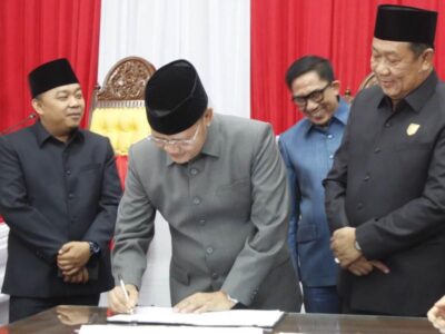 Nota Kesepakatan KUA dan PPAS APBD-P Provinsi Bengkulu TA 2023 Ditandatangani